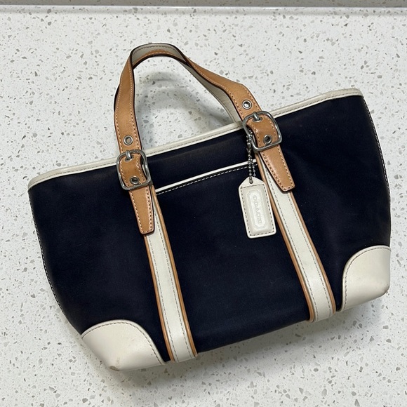 Coach Handbag - Picture 1 of 14